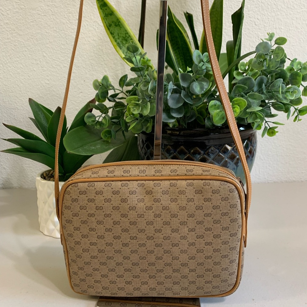 ๐๐ Vintage GUCCI Crossbody Brown Leather Bag - Picture 2 of 10